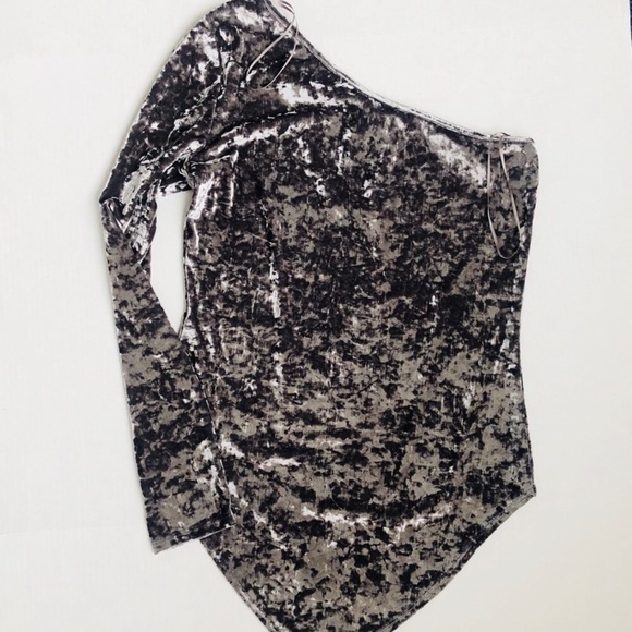 Zara velvet brand new one sleeve bodysuit - Picture 5 of 5